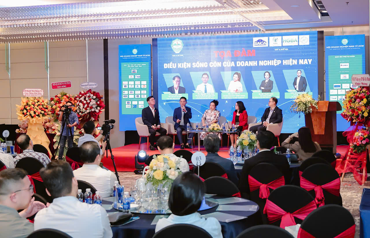 z7709644968430_7cb6a8bf55849505c879a9d8ace87e59