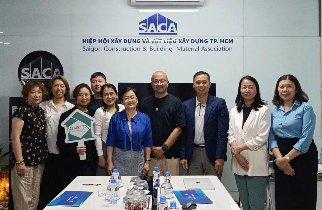 z7770090941819_cb96c84b878c69f7a4cbdc0ae00cbaa2