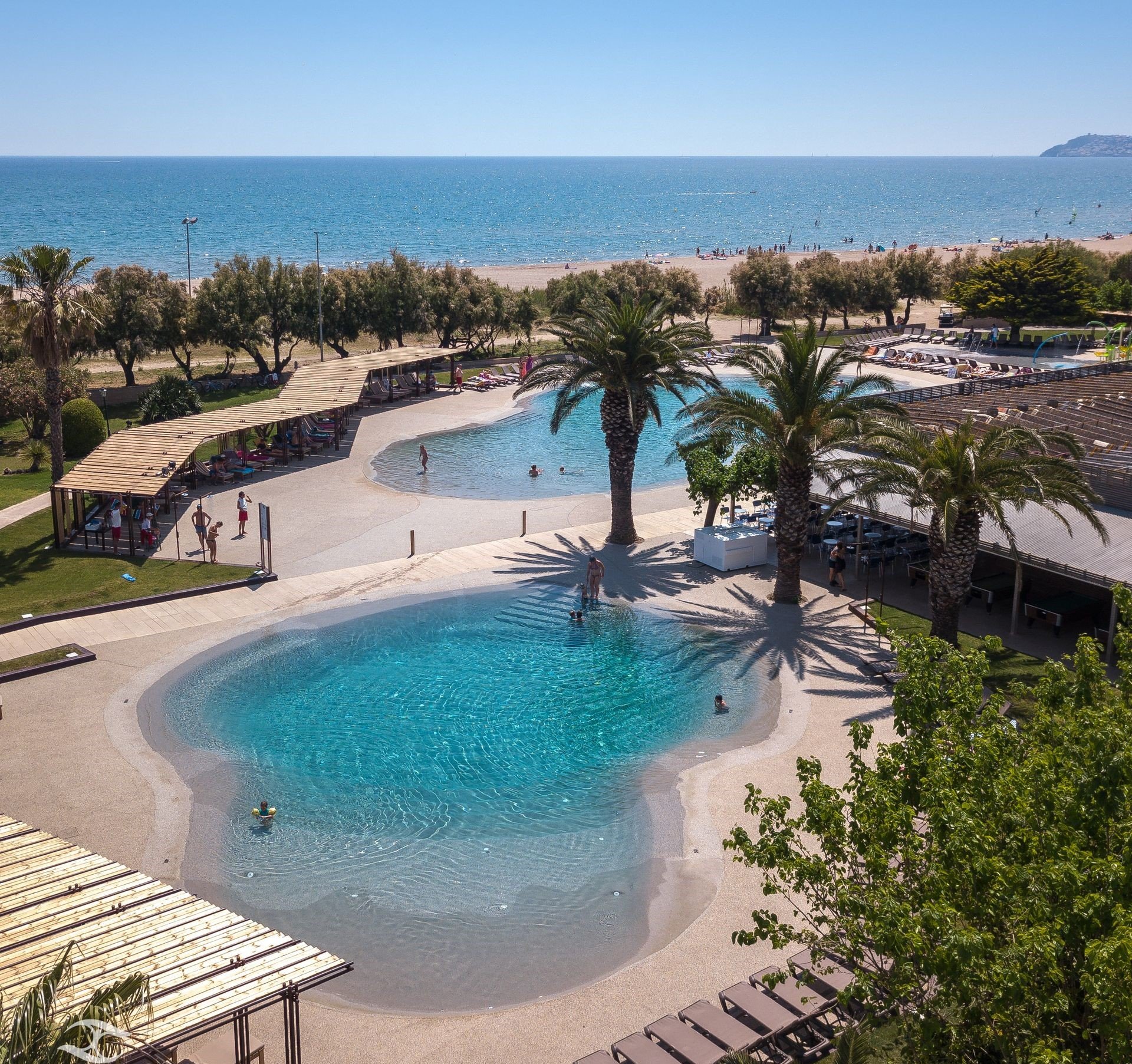 z5393782407295_2447e8a325e09f43d112daa4e4c96c49