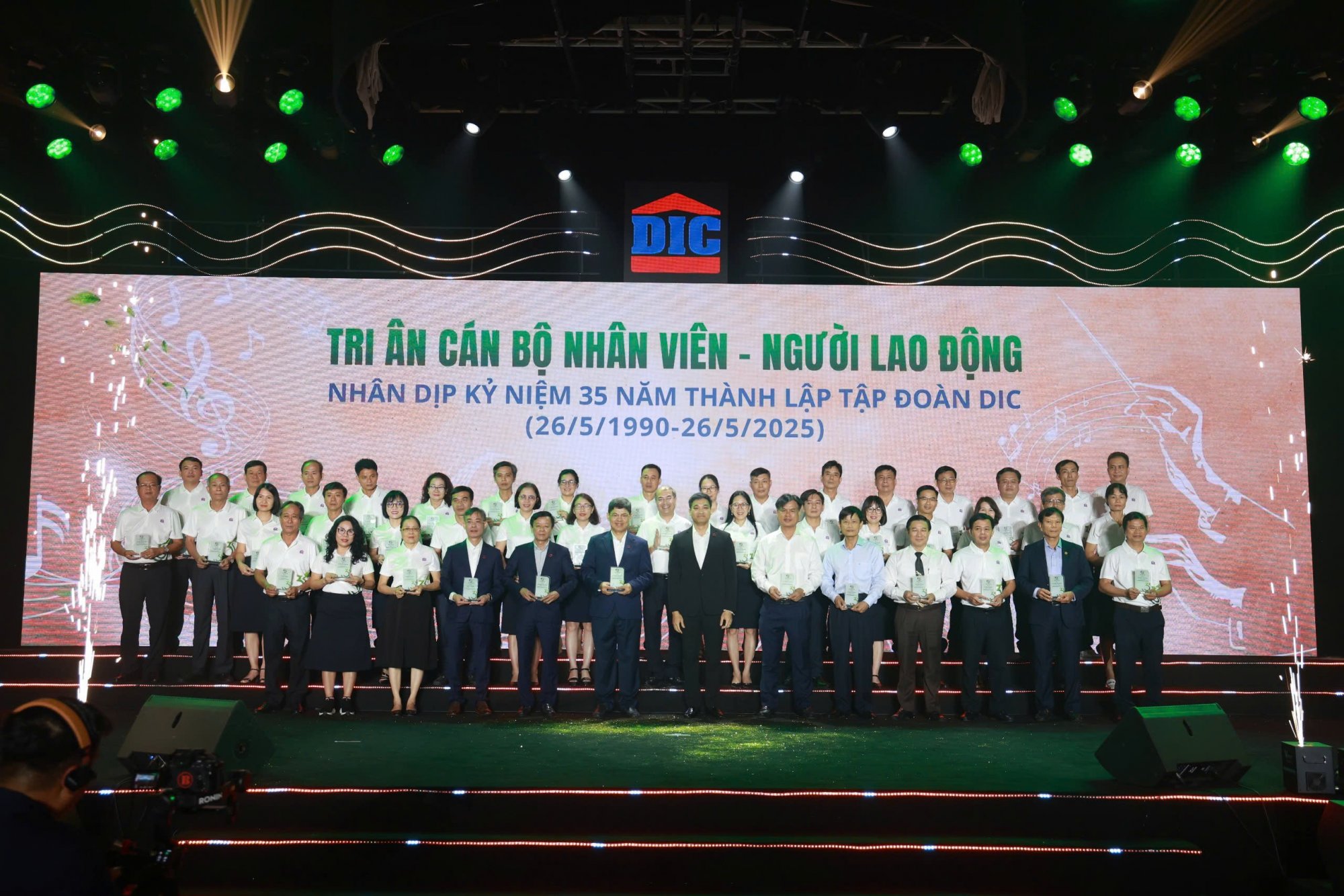 z6643039326241_54dbbc89206b2fe65d4a3b47d9d322cb