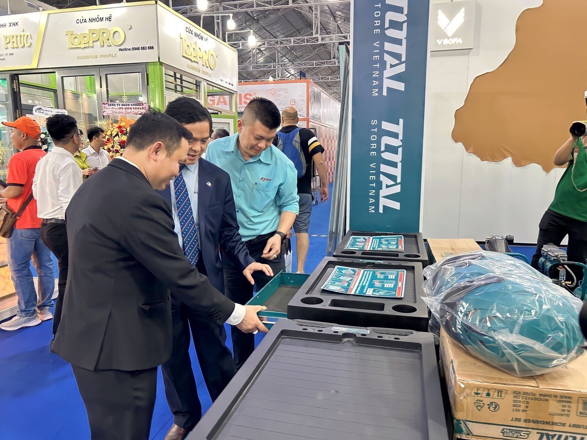 z4431965673503_0d65855627828df8ac59b2b2d2c26e16