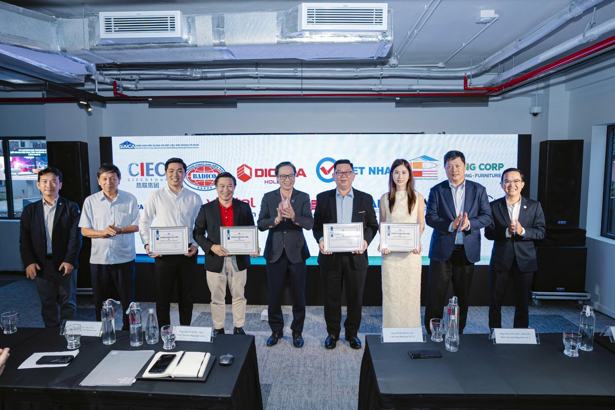 f6178e64c040491e105124