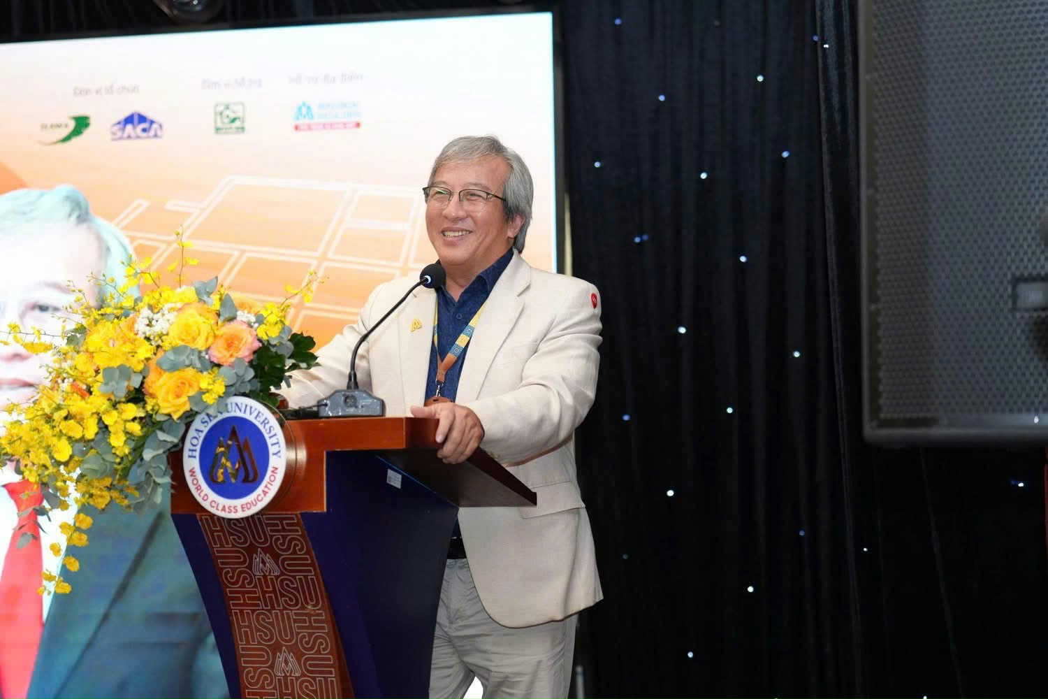 z6789121751500_5fbd37187bf4cbfb9c76bce65c4f04cc