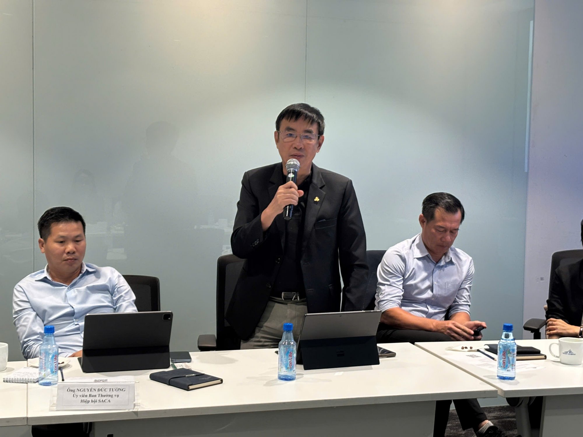 z6816259259630_bf711340ed431f925def56340996a67b