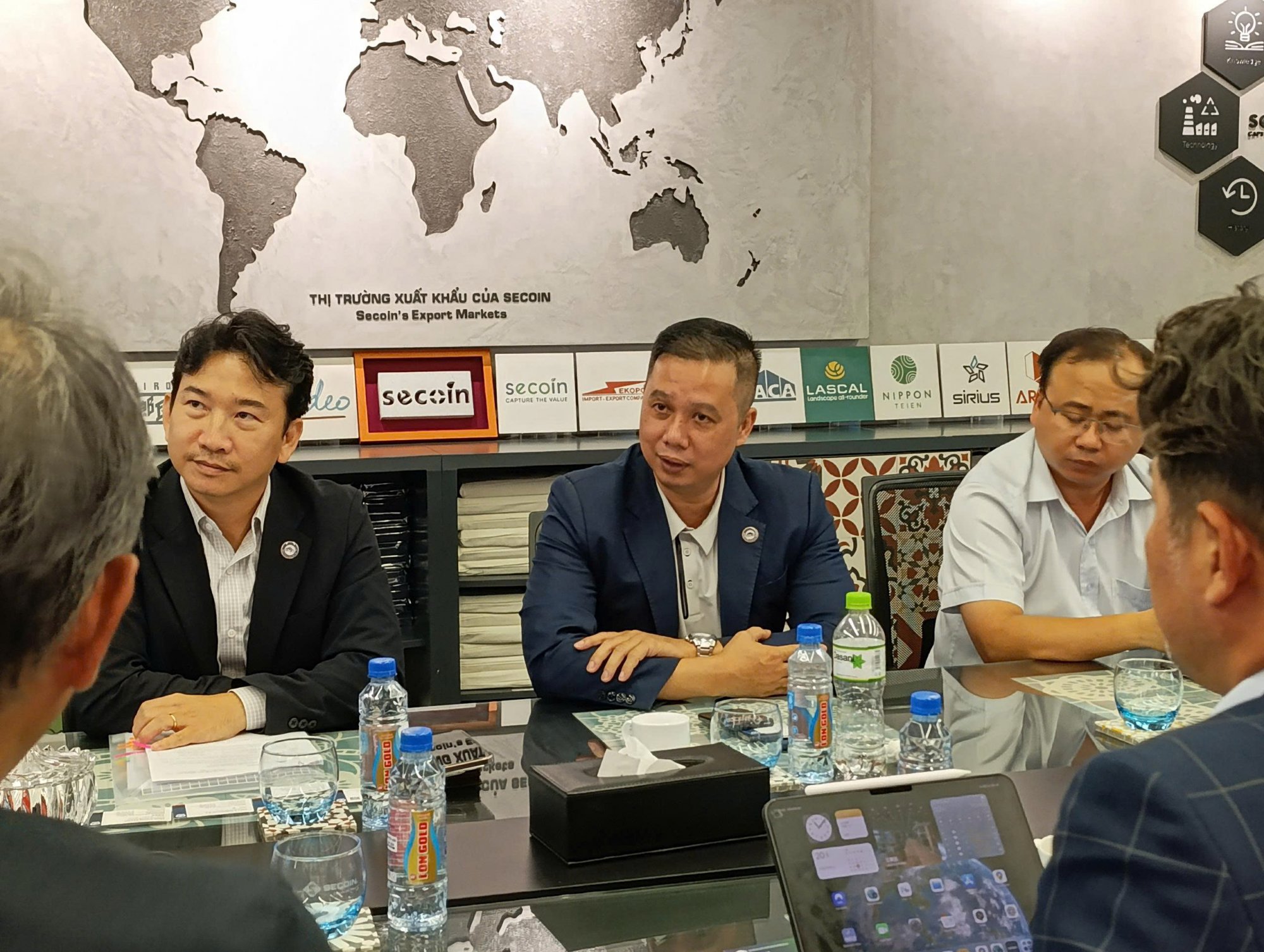 z6926106589949_9d5342dae23ef7b440639cb076dd4882