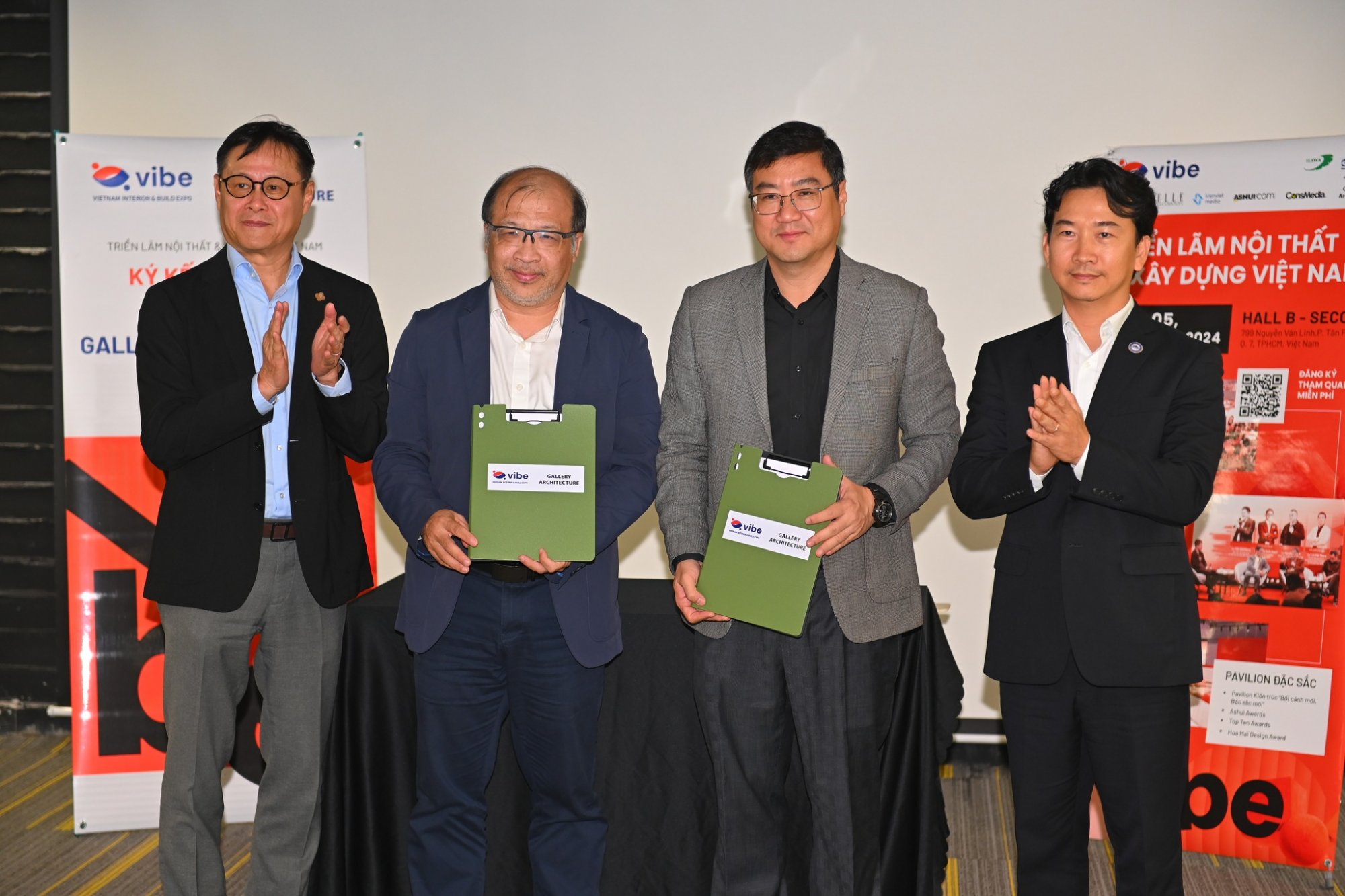 460203879_941576564652460_9023612446096542542_n