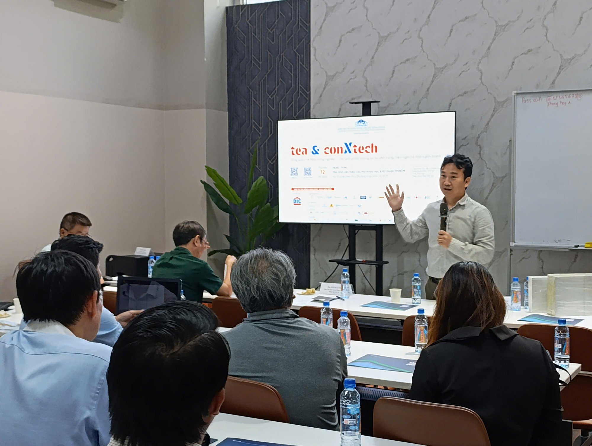 z7006466720450_5f7be95b219b23539b991785eb5bf16b