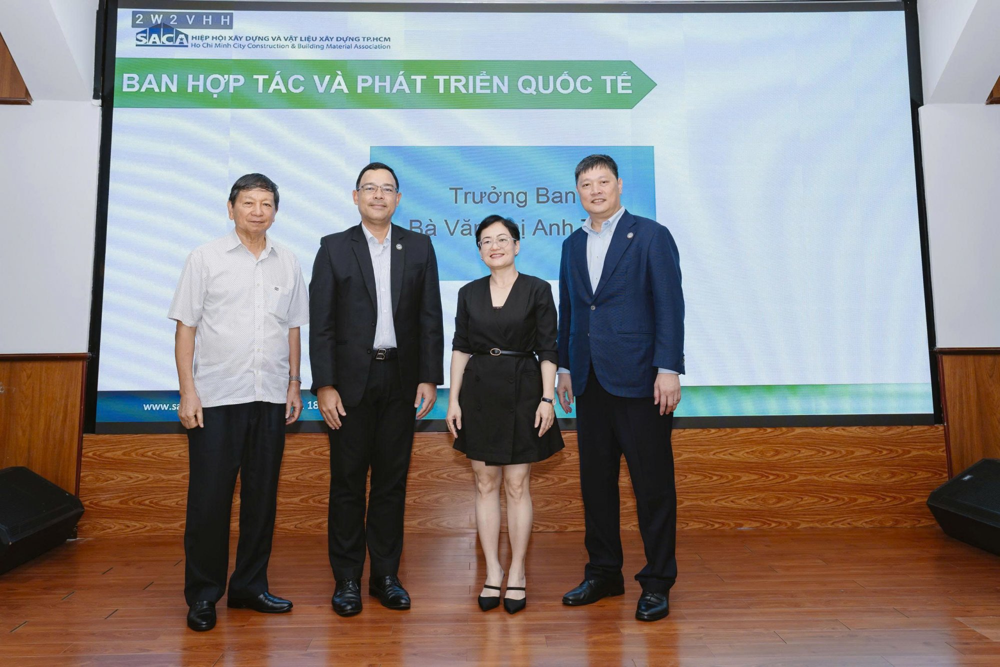 z7023694779374_1f6d82401e7b82f74aee2513433130e6