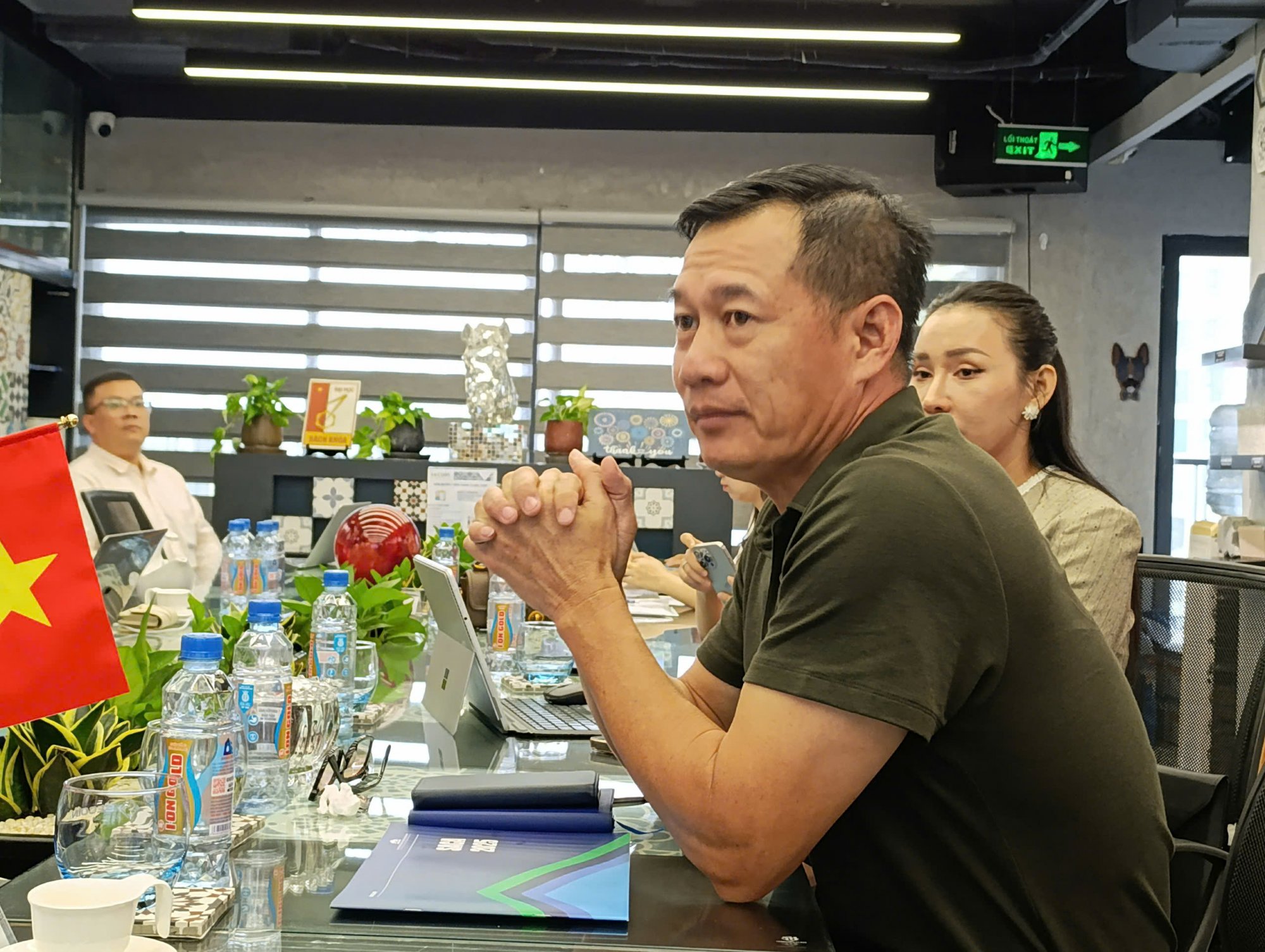 z7093678726242_7970f84caa4986eb383cb5639696c3f4