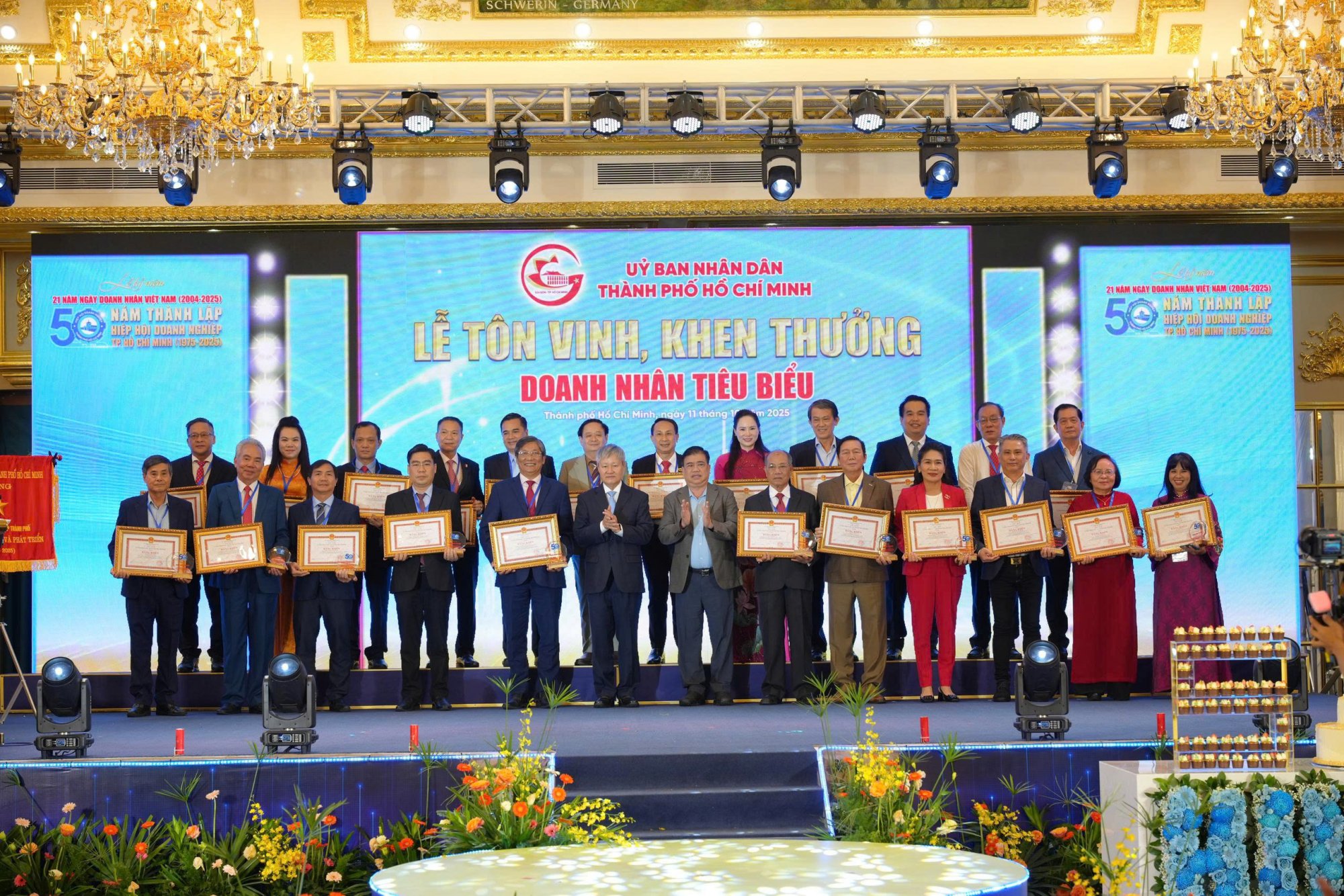 z7110459832138_60ebd05d8b58afcfcb0927c8c009fec1