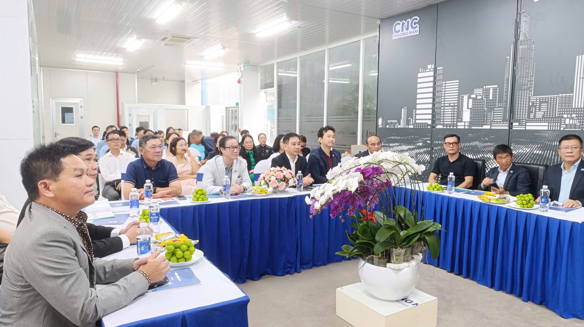 z7153007234699_71950e5436fec387e15cacfb2c7d5d28