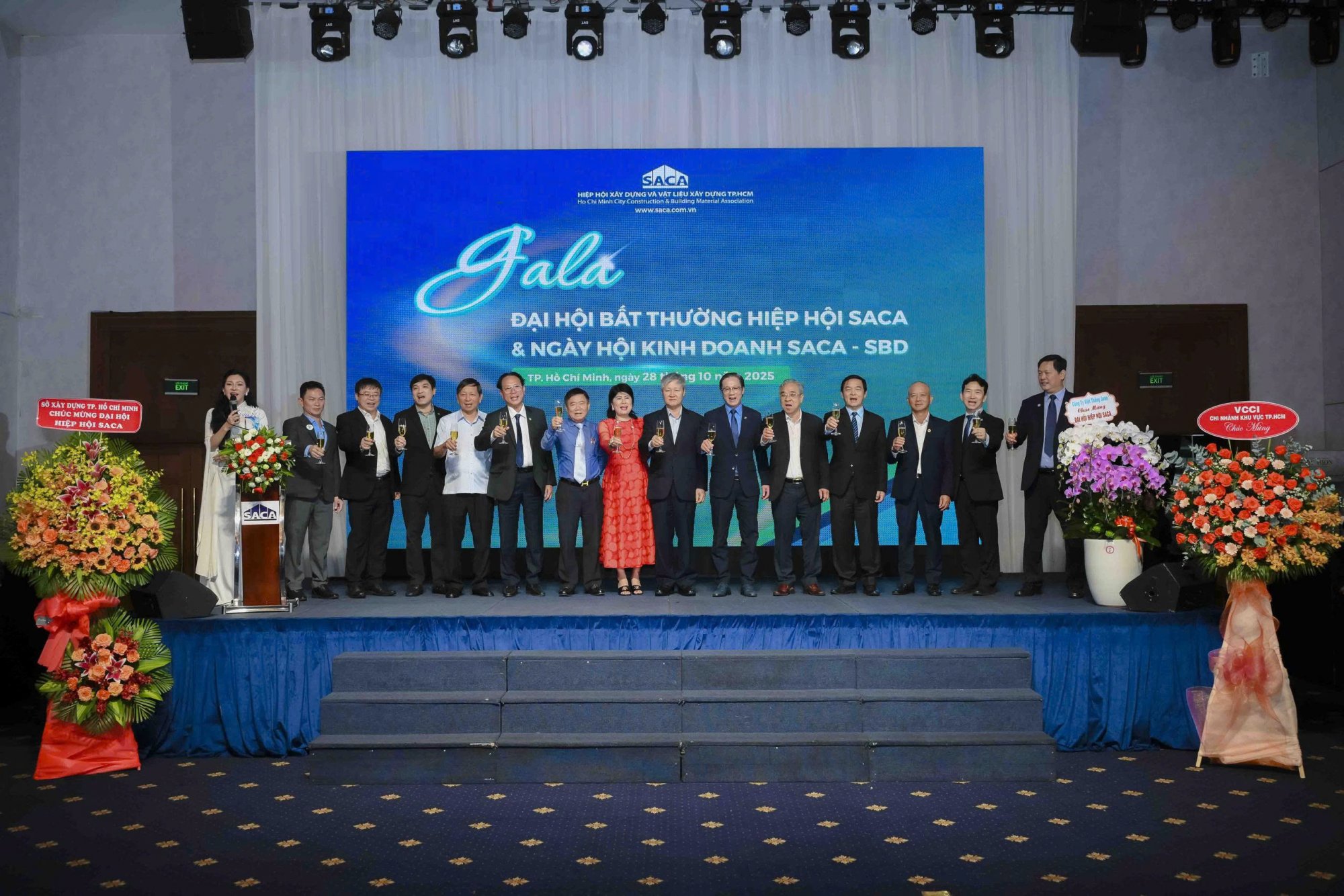 z7167576721196_ff78a369184f10a1e74e6afce3727b0a