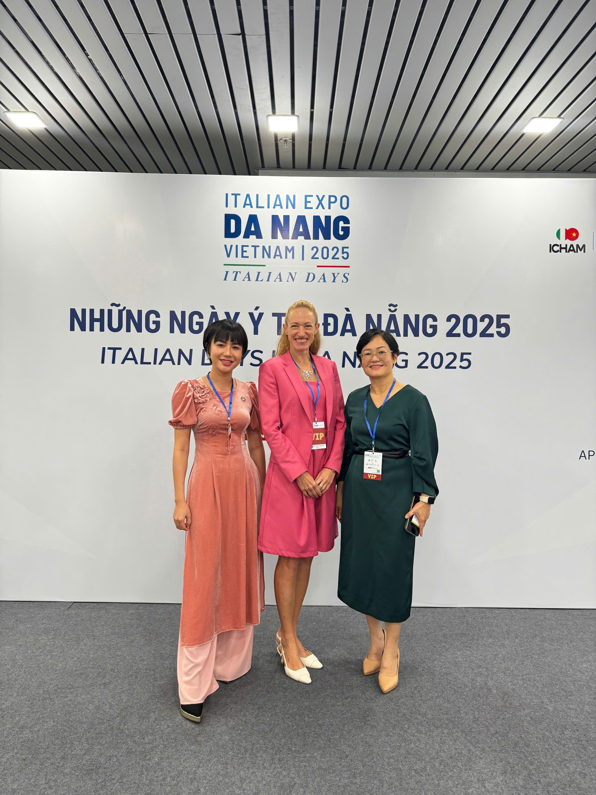 z7194609346281_509e0c3106fe8f7a91e2a9fa7fb9eae0