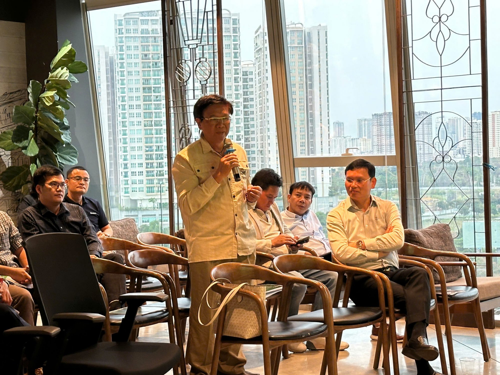 z7212304597545_9eb9580837474420c03d8fa1376bb0f2