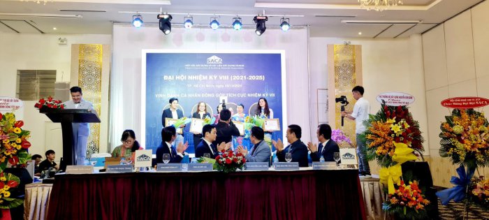 SACA Dai hoi NK VIII 17