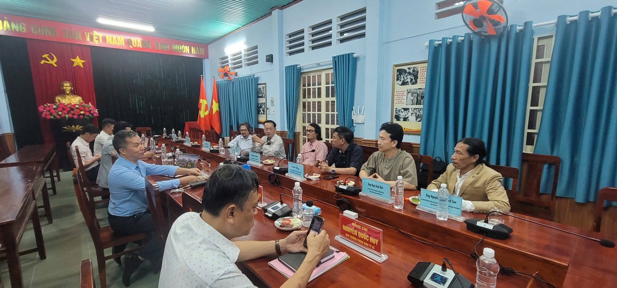 z7290180047472_5014a49e8034e719fc69c078d279f66a