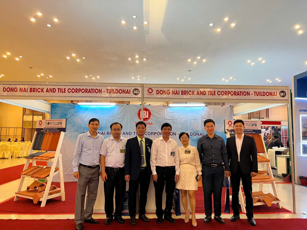 z7295894432043_652c472a0294b92e97f19c26817232c4